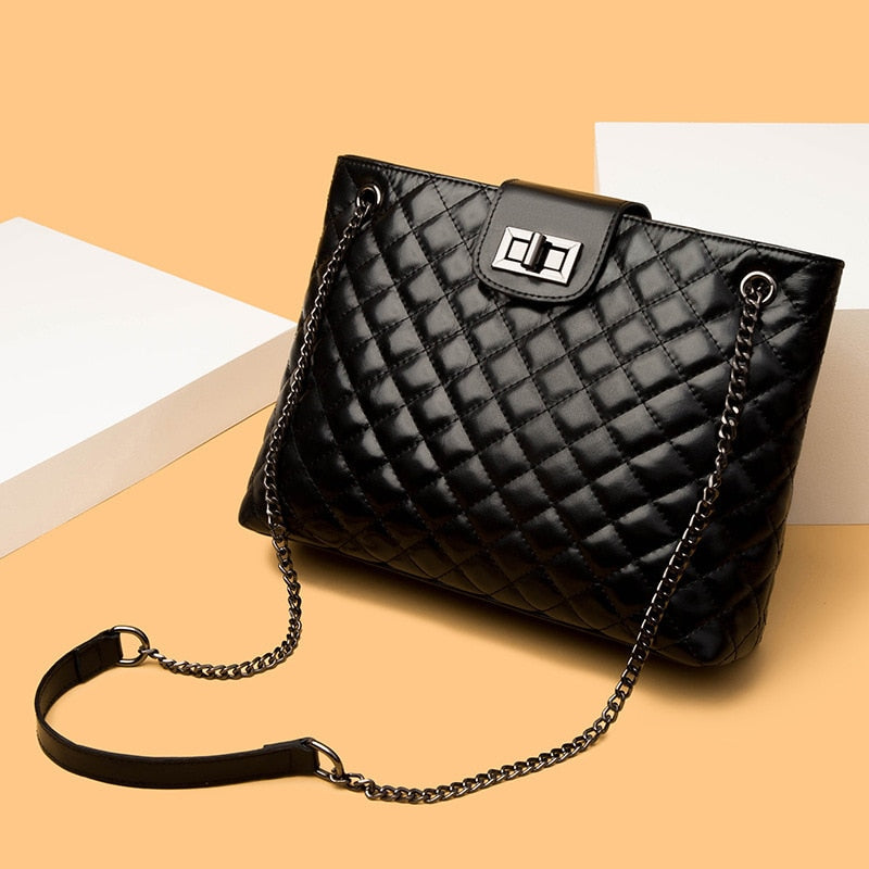 Bolsa Matelassê Couro Legítimo Soraia